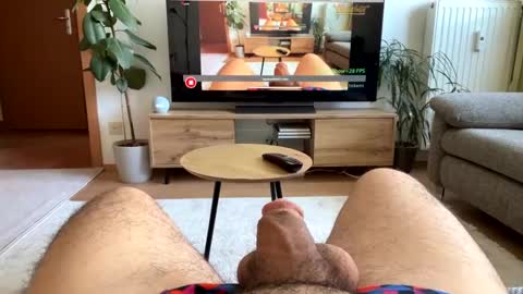 hjackwolfskin online show from September 28, 8:45 am