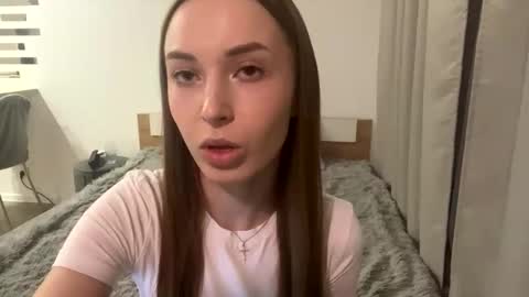 hloyamurs online show from January 19, 4:44 am