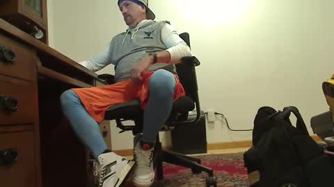 Snapshot of hockeybud chatting on October 7, 6:04 pm Rick online show from October 7, 6:04 pm