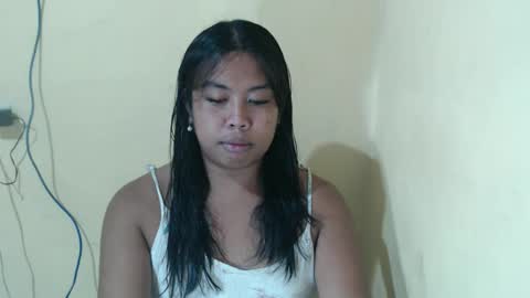 Layla3 online show from April 5, 12:13 pm