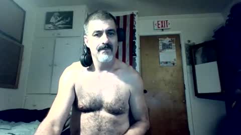 Snapshot of hoglegg99384194 chatting on September 25, 8:10 am hoglegg99384194 online show from September 25, 8:10 am