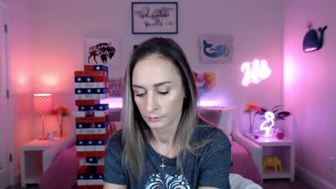 Holi Hurricane online show from November 17, 5:32 am