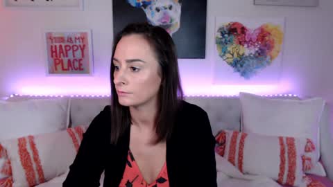 Holi Hurricane online show from March 7, 4:56 am