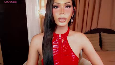 holly_goddessxx online show from February 18, 7:41 am