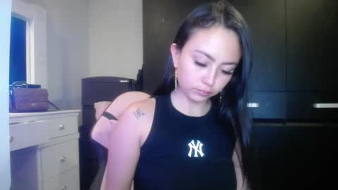 Holly online show from January 14, 1:46 am