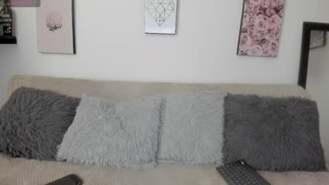 Holly online show from October 21, 5:05 pm