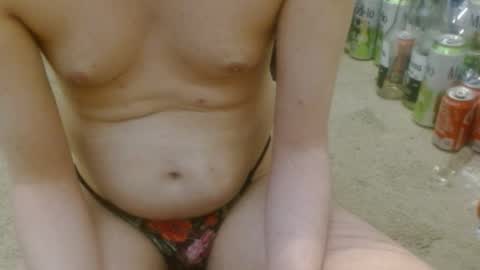 Holly Hawkes online show from October 13, 1:18 am