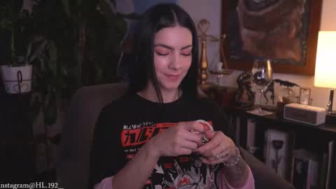 Holly Linder online show from February 28, 2:26 am