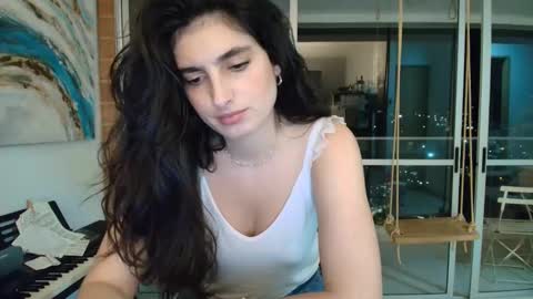 hollyshit_ online show from November 8, 1:19 am