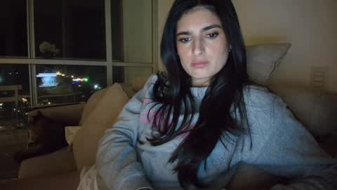 hollyshit_ online show from March 8, 1:39 am