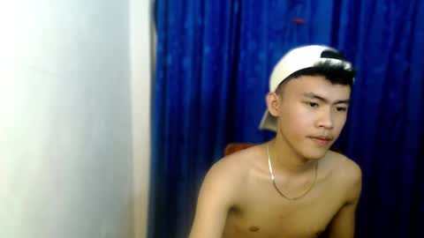 Snapshot of holy_fucker21 chatting on October 7, 9:38 am Jayjay online show from October 7, 9:38 am