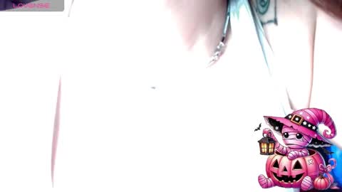 Juli online show from October 31, 4:02 am