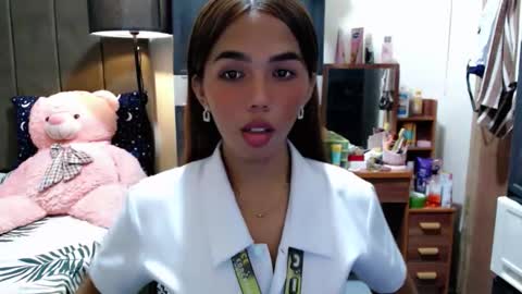 MOLLY online show from November 17, 10:18 am