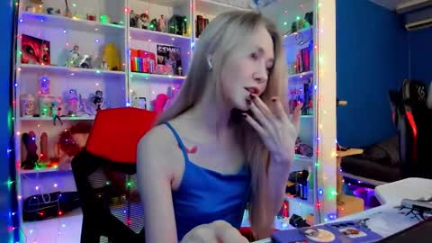 Rumi online show from December 16, 9:26 am