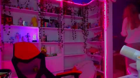 Rumi online show from October 7, 11:39 am