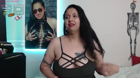 Snapshot of holydeath_1 chatting on October 8, 12:40 am Milena online show from October 8, 12:40 am
