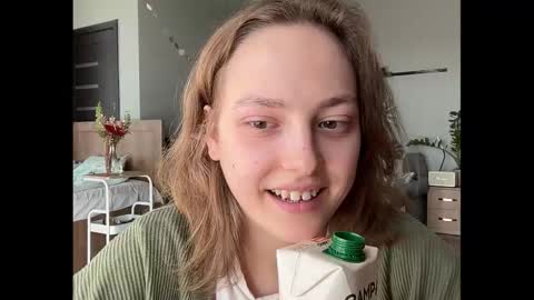 Snapshot of holydori chatting on September 25, 8:21 am dori not holy get my tg channel with link from description under last photo online show from September 25, 8:21 am