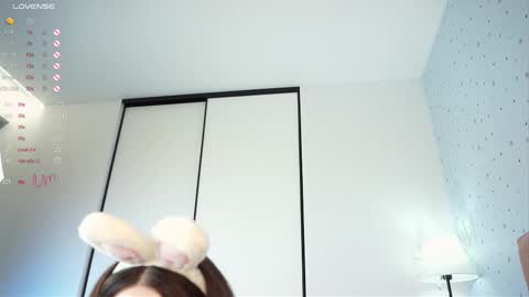 Snapshot of holyhee chatting on March 12, 12:20 am Holy online show from March 12, 12:20 am