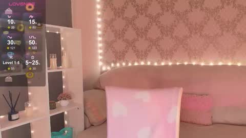 Mia online show from February 13, 4:27 am