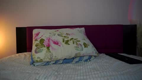 Vicky my another account here - desperate clit online show from December 3, 5:24 pm