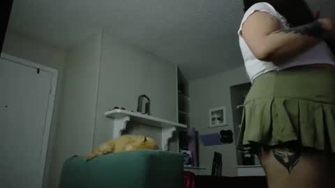 Honey online show from October 31, 3:29 am