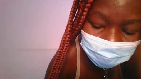 honey_beb online show from September 17, 7:23 am