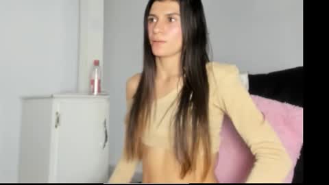 honey_darcy online show from October 22, 4:48 am