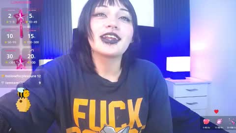 Snapshot of honey_dark chatting on March 4, 7:08 am Honney online show from March 4, 7:08 am