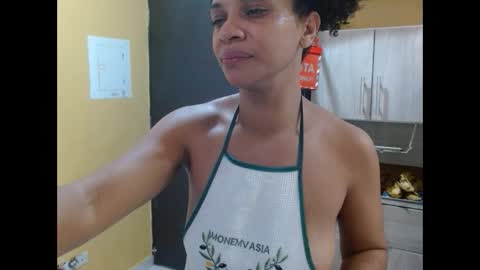 Snapshot of honey_sweet8 chatting on September 13, 3:14 pm Honey-Sweett online show from September 13, 3:14 pm