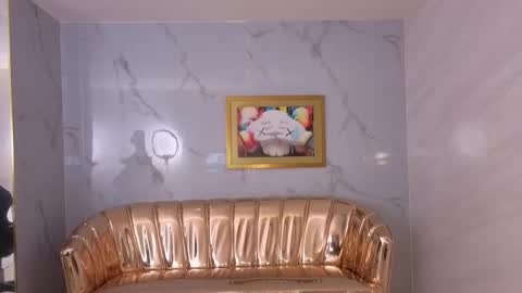 HONEY  online show from February 2, 12:56 pm