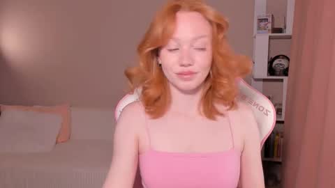 Snapshot of honeyautumn chatting on October 1, 10:08 pm honeyautumn online show from October 1, 10:08 pm