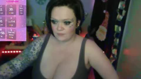 honeychambers online show from December 14, 12:06 am