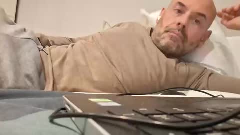 honeydaddyforyou online show from December 5, 5:33 pm