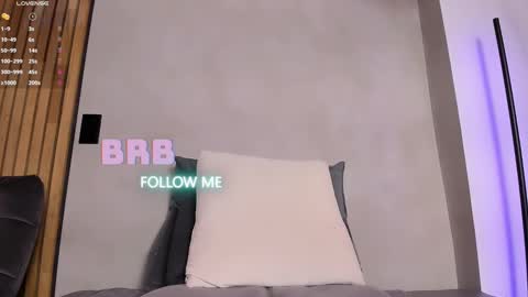 Sofia independent model online show from February 19, 2:11 pm