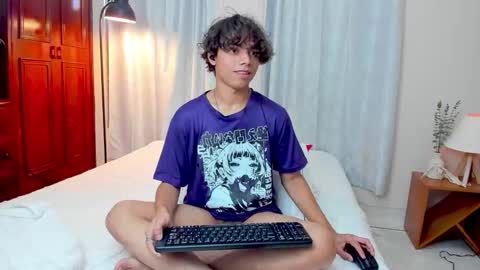 honeymoon_sariel online show from October 13, 8:11 pm