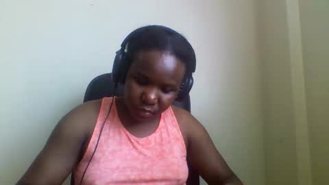 Honeymuny online show from October 30, 8:48 am