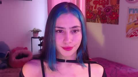    online show from December 5, 8:06 pm