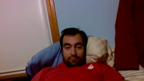Snapshot of hornemike127 chatting on December 13, 2:43 am hornemike127 online show from December 13, 2:43 am