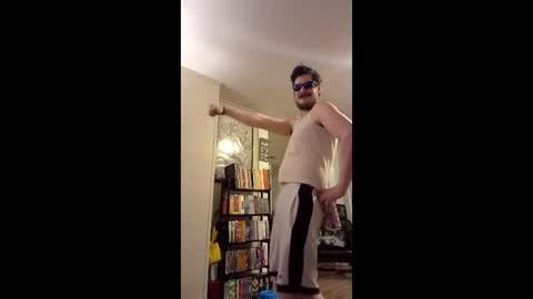 horntacular online show from April 7, 11:40 pm