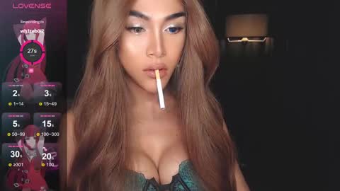 Snapshot of horny_ayahh chatting on March 2, 6:30 pm horny_ayahh online show from March 2, 6:30 pm