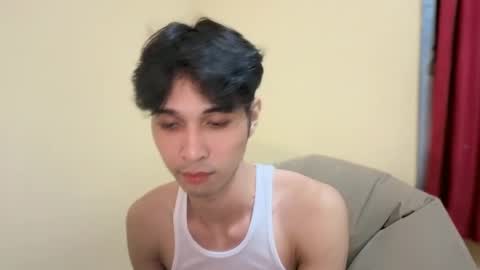 Snapshot of horny_eddie chatting on September 19, 2:43 pm EDDIE online show from September 19, 2:43 pm