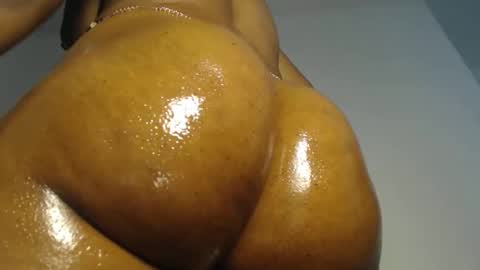 Iris online show from March 26, 9:31 pm