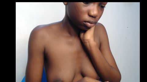 Snapshot of horny_pettie chatting on October 2, 6:23 am Anabel online show from October 2, 6:23 am