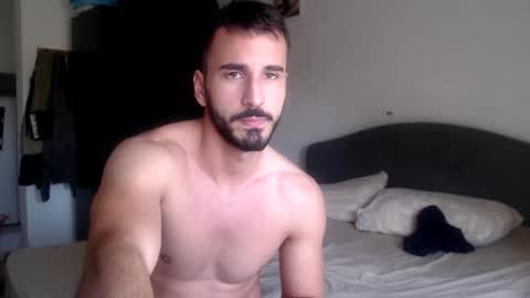 hornyasfuckk33 online show from November 1, 11:31 am