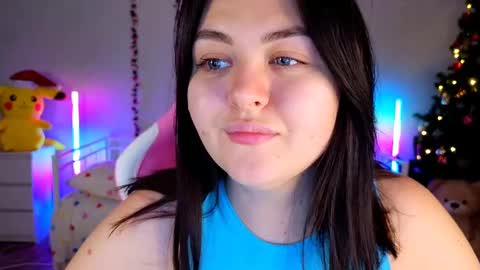 Snapshot of hornycakee chatting on December 17, 6:13 am HornyCakee online show from December 17, 6:13 am