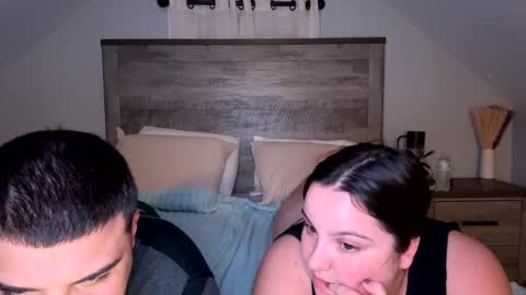Snapshot of hornycouple123879935 chatting on October 18, 2:38 am BellaBrianx online show from October 18, 2:38 am