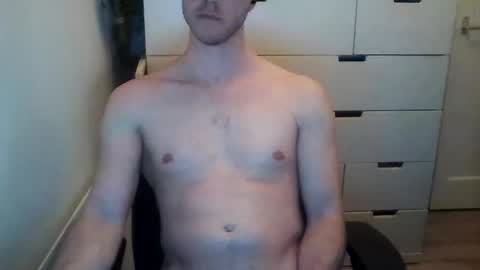 hornydutchman69 online show from March 31, 6:41 pm