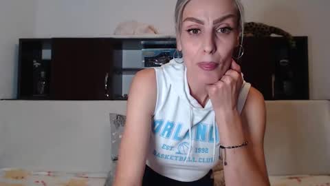 AshlineKatte online show from October 20, 6:02 pm