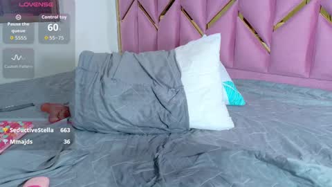 Snapshot of hornyhousekeeper_ chatting on October 12, 1:48 pm Valentina online show from October 12, 1:48 pm