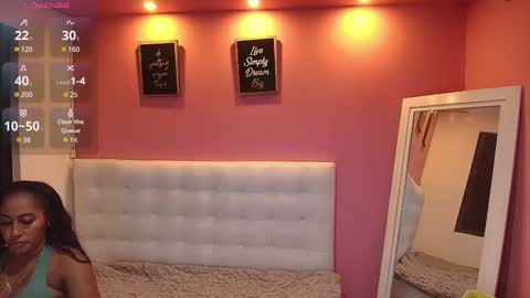 Snapshot of hornyhousekeeper_ chatting on January 16, 12:52 pm Valentina online show from January 16, 12:52 pm